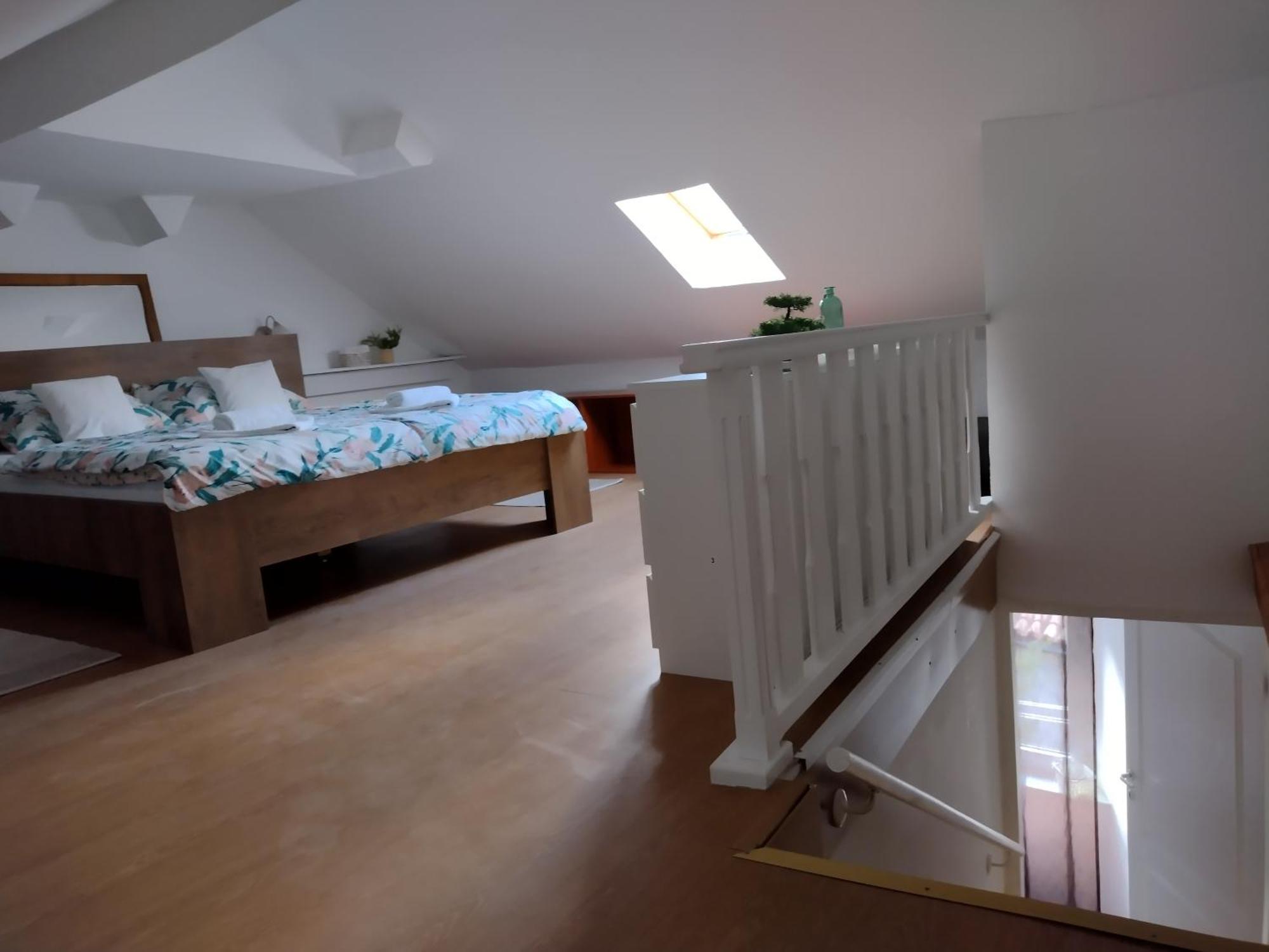 Apartment Angelove セニ エクステリア 写真